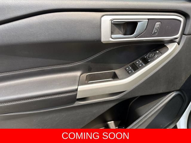 Certified 2022 Ford Explorer XLT w/ Equipment Group 202A AWD/4WD image 11