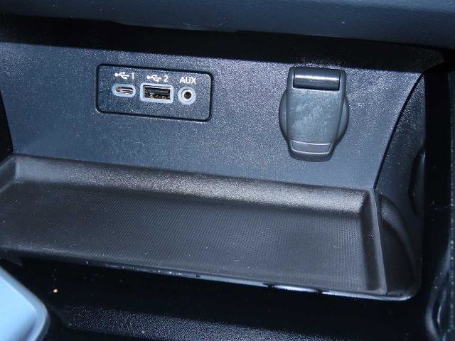 Used 2020 Nissan Altima 2.0 Platinum image 32