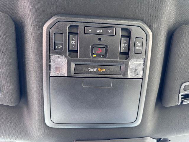 Used 2024 Toyota Sequoia Capstone AWD/4WD image 17