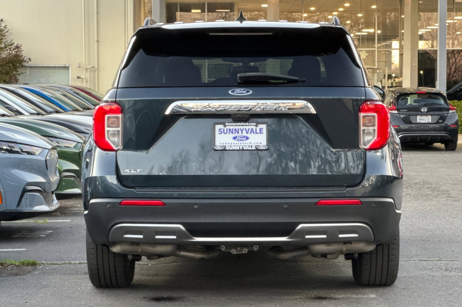 Certified 2022 Ford Explorer XLT w/ Equipment Group 202A image 5