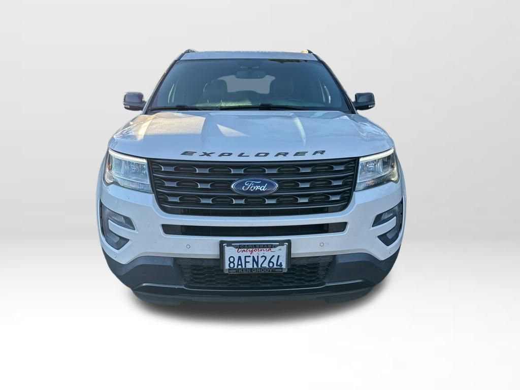 Certified 2017 Ford Explorer XLT w/ Equipment Group 202A image 18