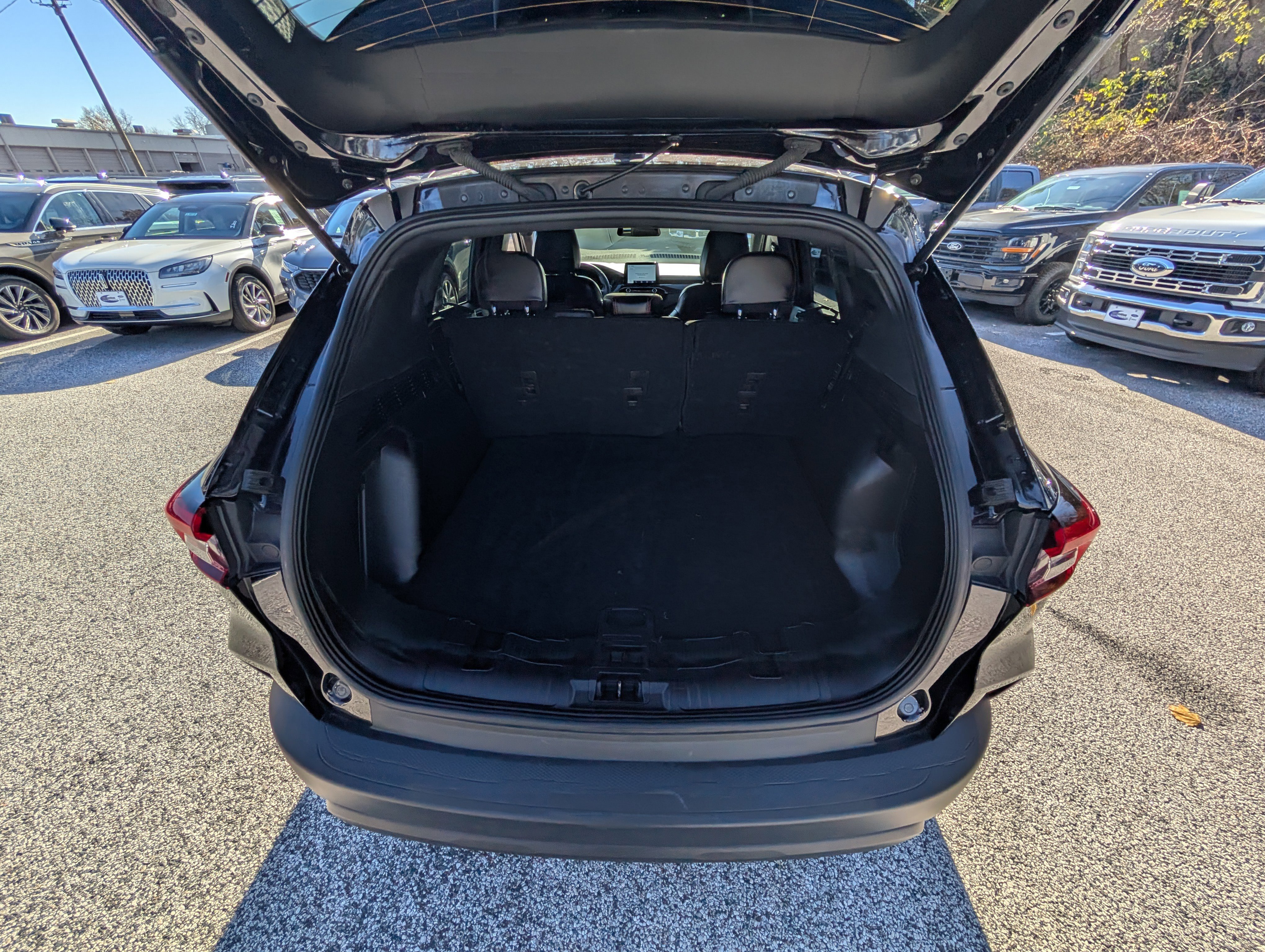 Certified 2025 Ford Escape ST-Line image 14