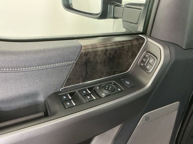 Certified 2025 Ford F350 Lariat w/ FX4 Off-Road Package AWD/4WD image 16