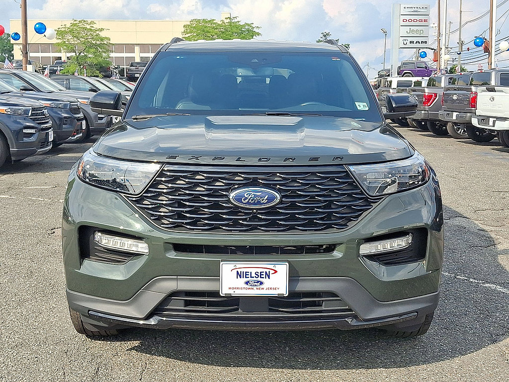 Certified 2024 Ford Explorer ST-Line w/ Class IV Trailer Tow Package AWD/4WD image 35