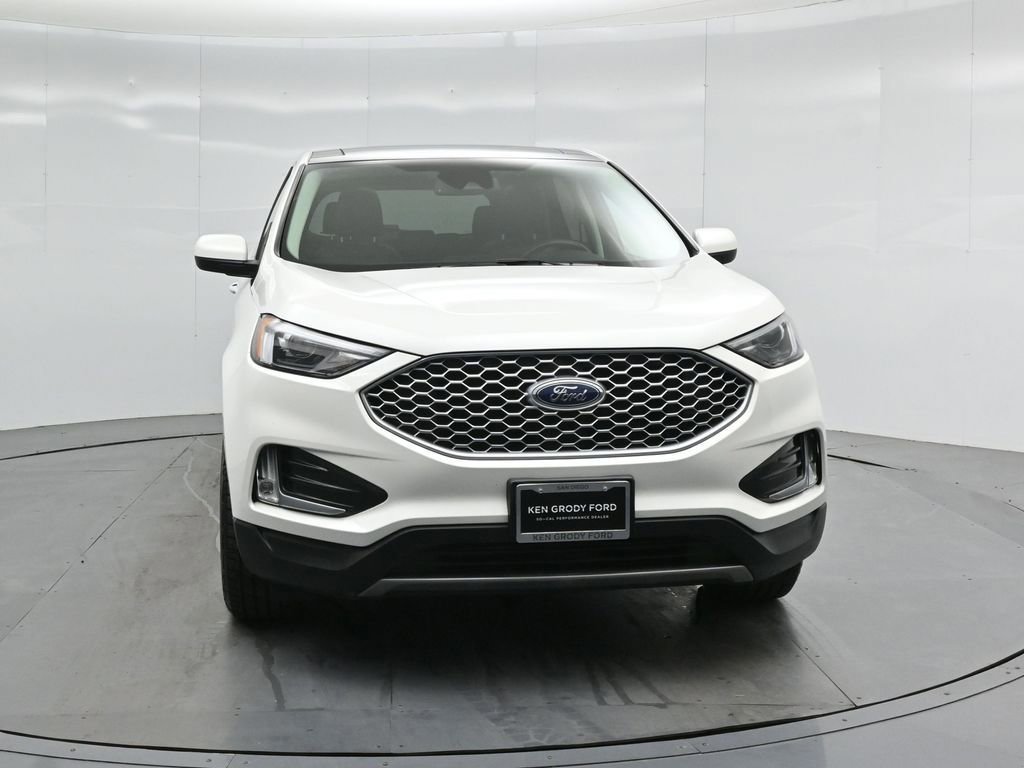 Certified 2023 Ford Edge SEL w/ Convenience Package AWD/4WD image 29