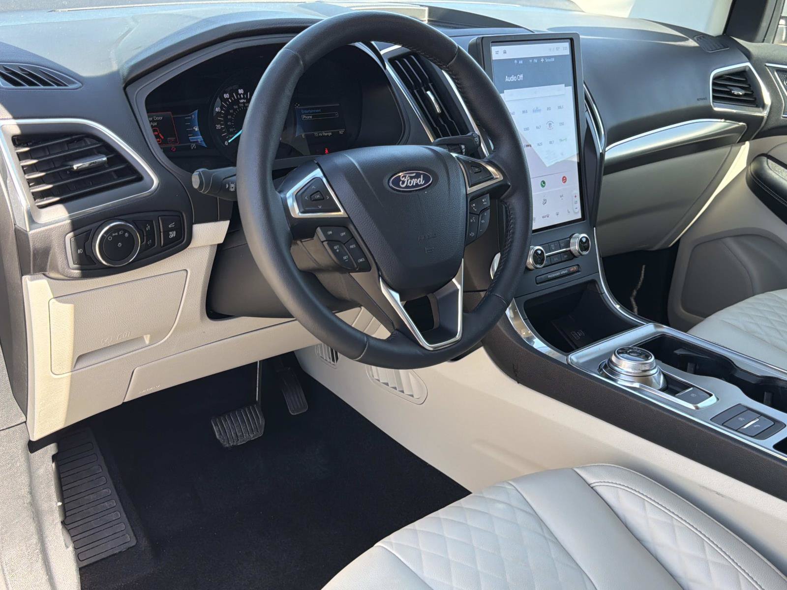 Certified 2024 Ford Edge Titanium AWD/4WD image 12