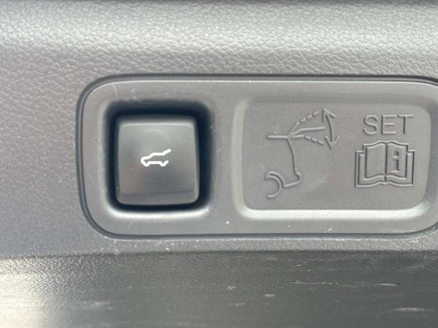 Certified 2022 Ford Expedition XLT RWD image 15