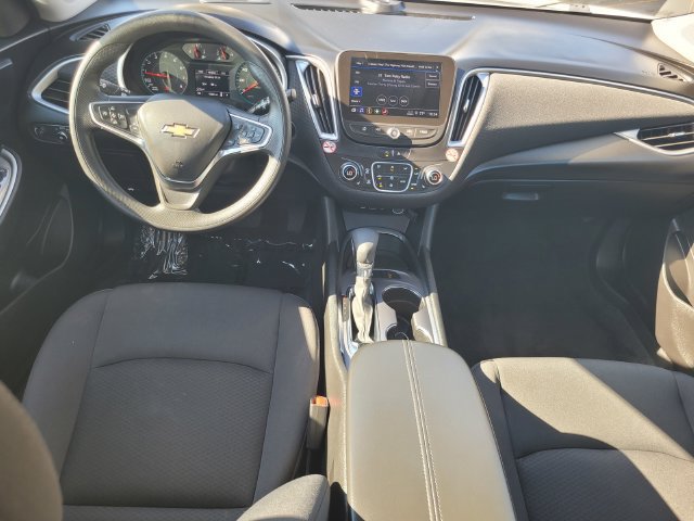 Used 2025 Chevrolet Malibu LT FWD image 16