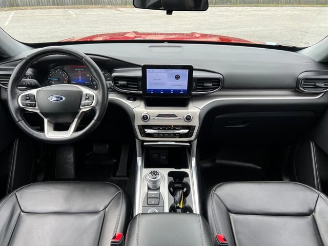 Certified 2023 Ford Explorer XLT w/ Equipment Group 202A image 37