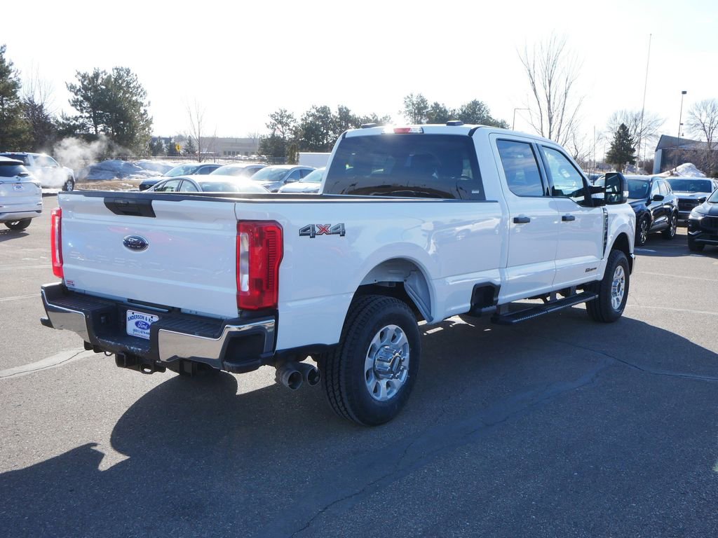 Certified 2023 Ford F350 XLT image 5