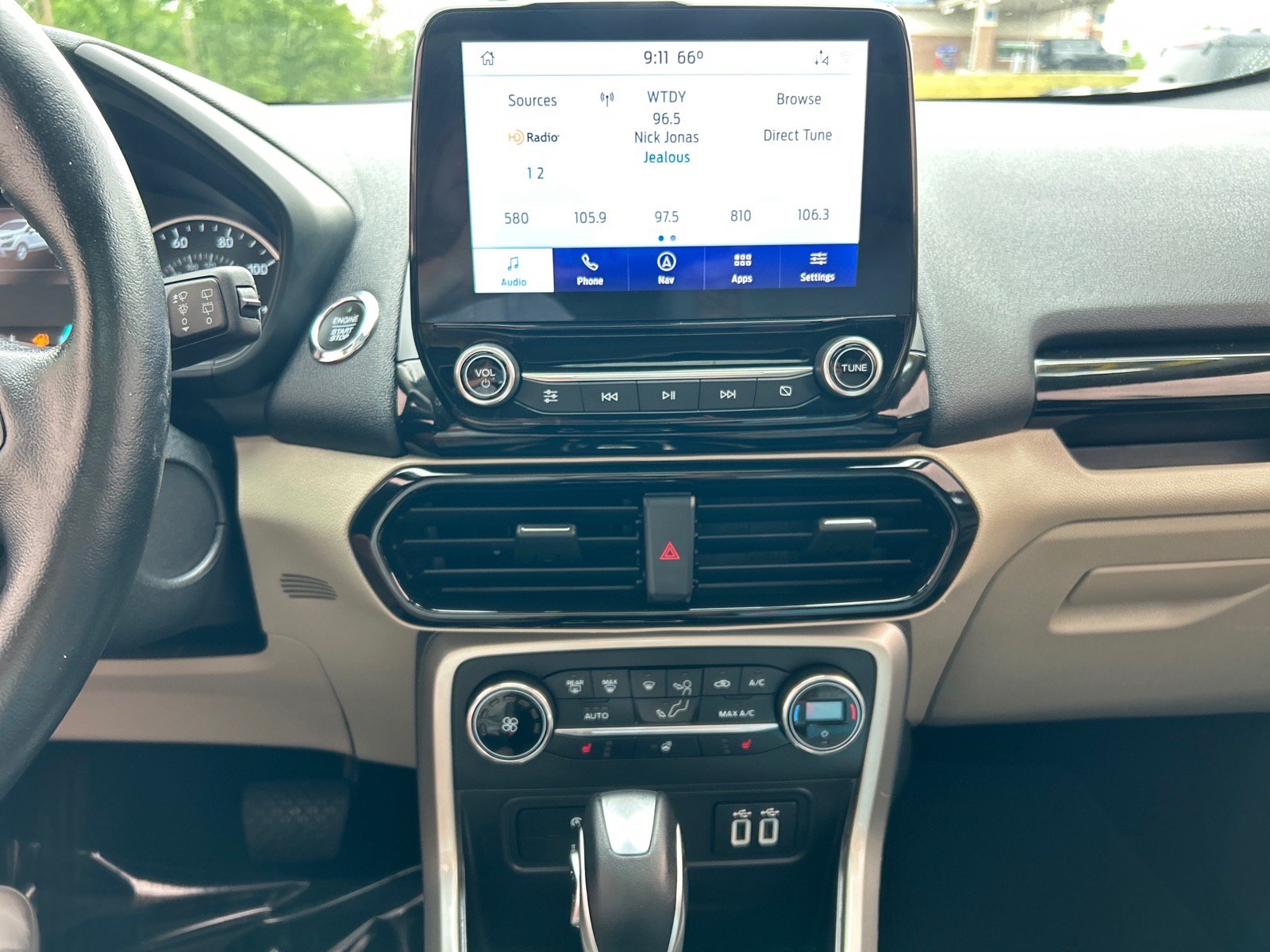 Certified 2020 Ford EcoSport Titanium FWD image 27