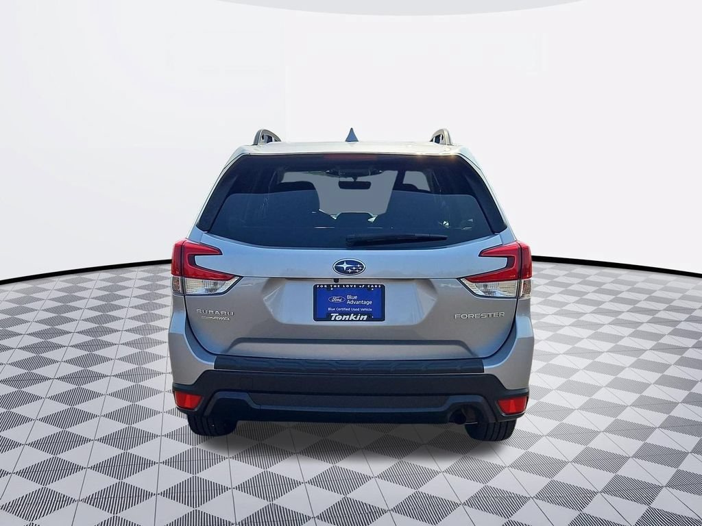 Used 2023 Subaru Forester Premium AWD/4WD image 4