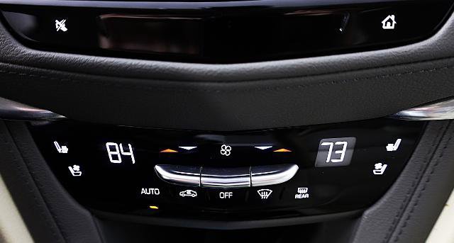 Used 2022 Cadillac XT5 Premium Luxury w/ Technology Package image 15