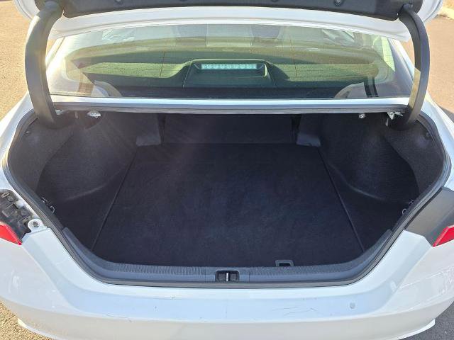 Used 2020 Toyota Camry SE image 28