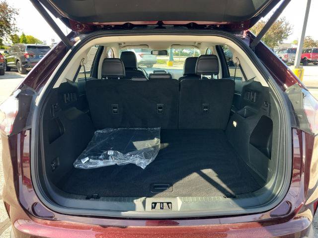 Certified 2023 Ford Edge SEL w/ Convenience Package AWD/4WD image 8