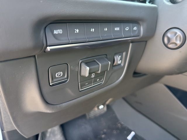 Used 2026 Cadillac Escalade Platinum Sport w/ LPO, ONYX Package image 18