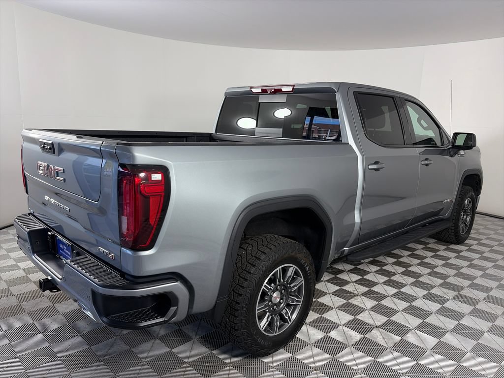 Used 2025 GMC Sierra 1500 AT4 w/ Technology Package AWD/4WD image 7