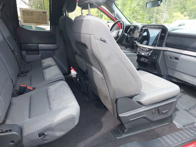 Certified 2022 Ford F150 XLT w/ Equipment Group 302A High image 11