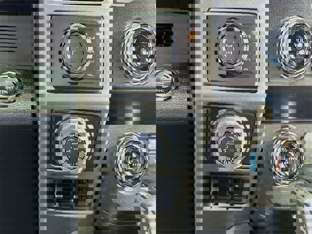 Certified 2020 Ford F150 Raptor w/ Equipment Group 802A Luxury image 20