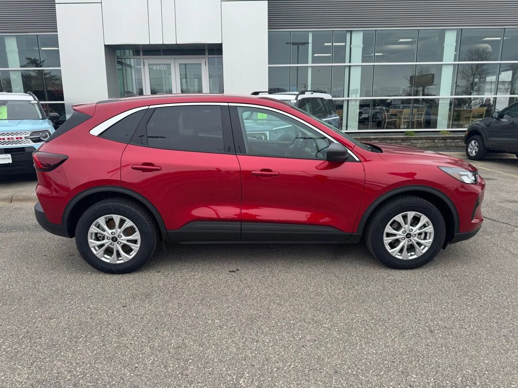 Certified 2023 Ford Escape Active AWD/4WD image 4