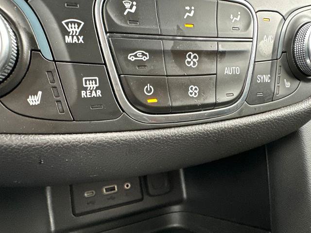 Used 2024 Chevrolet Equinox LT AWD/4WD image 5