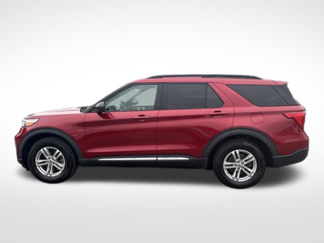 Certified 2020 Ford Explorer XLT w/ Comfort Package AWD/4WD image 8