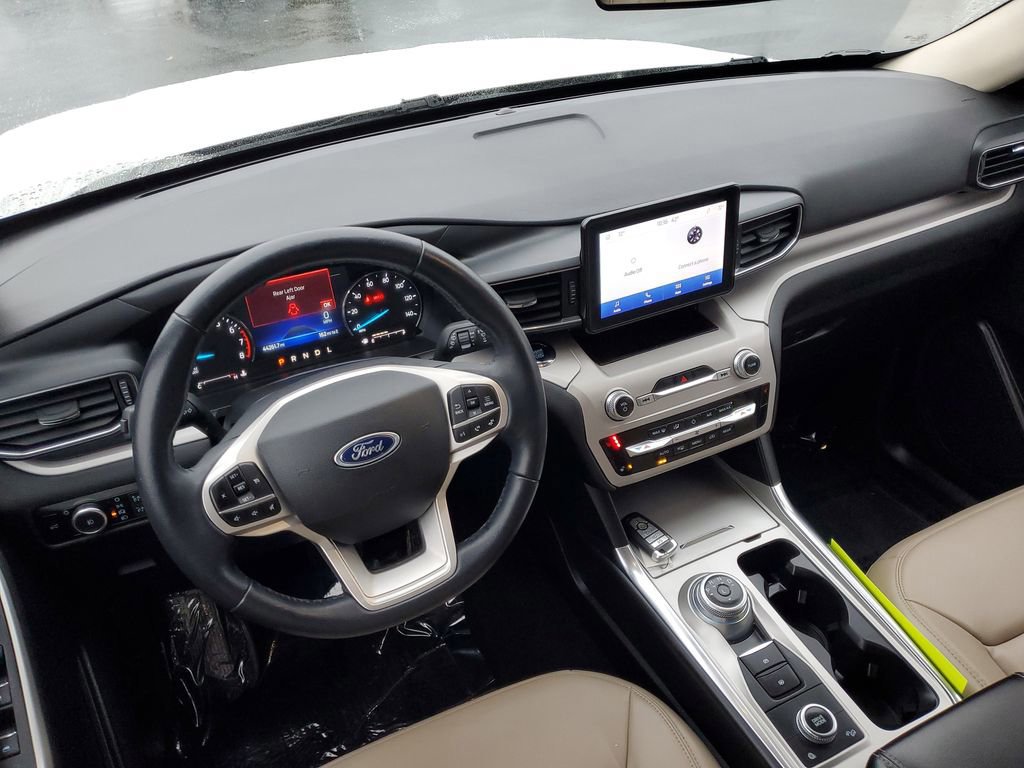 Certified 2023 Ford Explorer XLT w/ Equipment Group 202A image 24