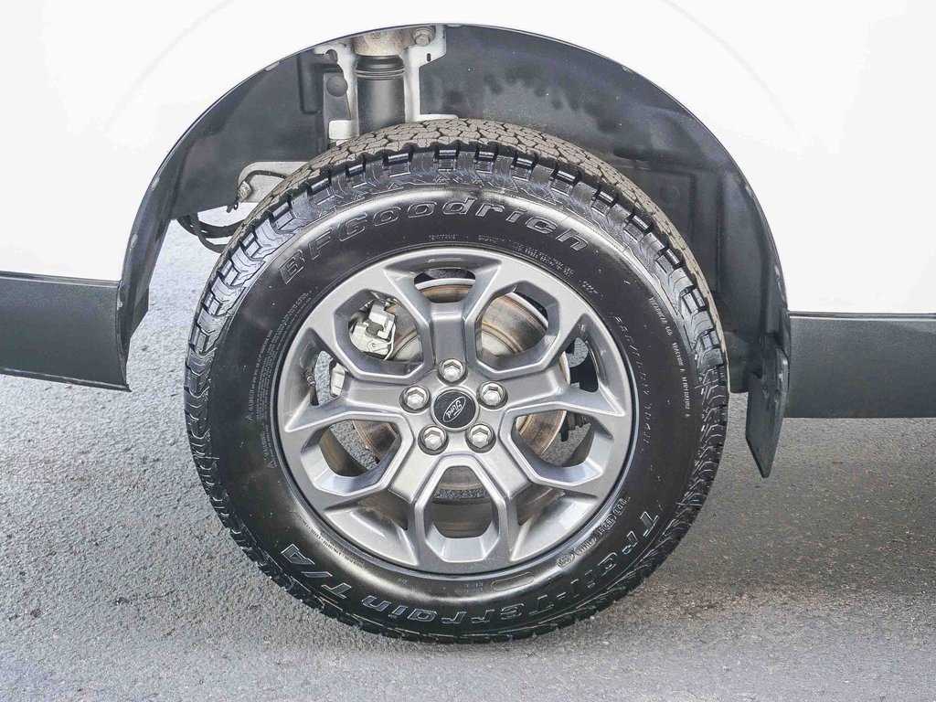 Certified 2022 Ford Maverick XLT w/ Equipment Group 300A Standard image 9