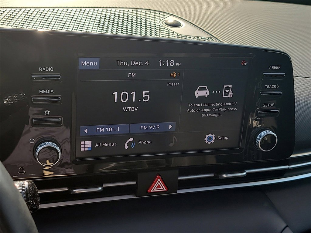 Used 2022 Hyundai Elantra SEL w/ Convenience + Premium Package image 19