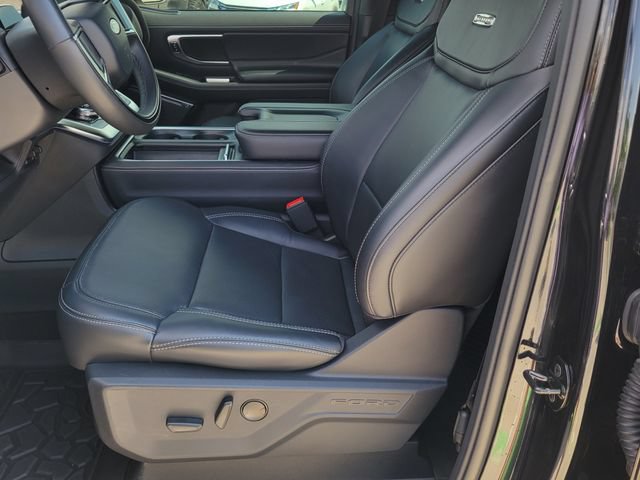 Certified 2025 Ford Expedition Max Platinum w/ Stealth Performance Package AWD/4WD image 6
