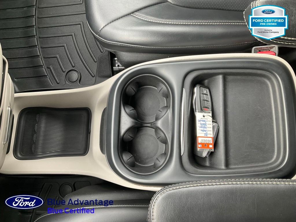Used 2021 Chrysler Voyager Lxi image 11