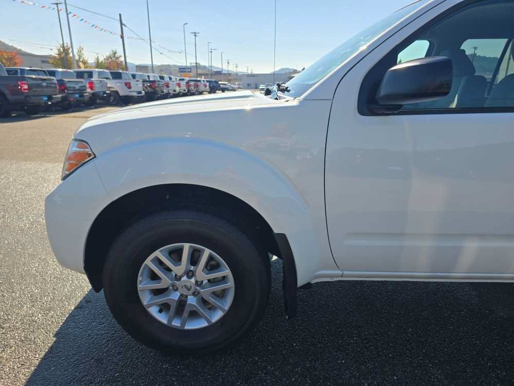 Used 2020 Nissan Frontier SV AWD/4WD image 18