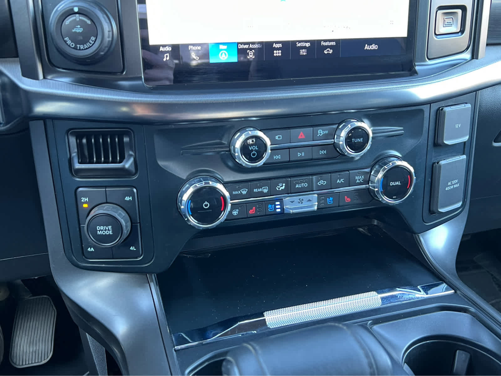 Certified 2025 Ford F150 Lariat image 36