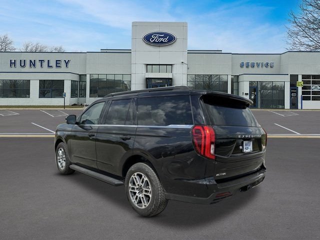 Certified 2025 Ford Expedition Active AWD/4WD image 5
