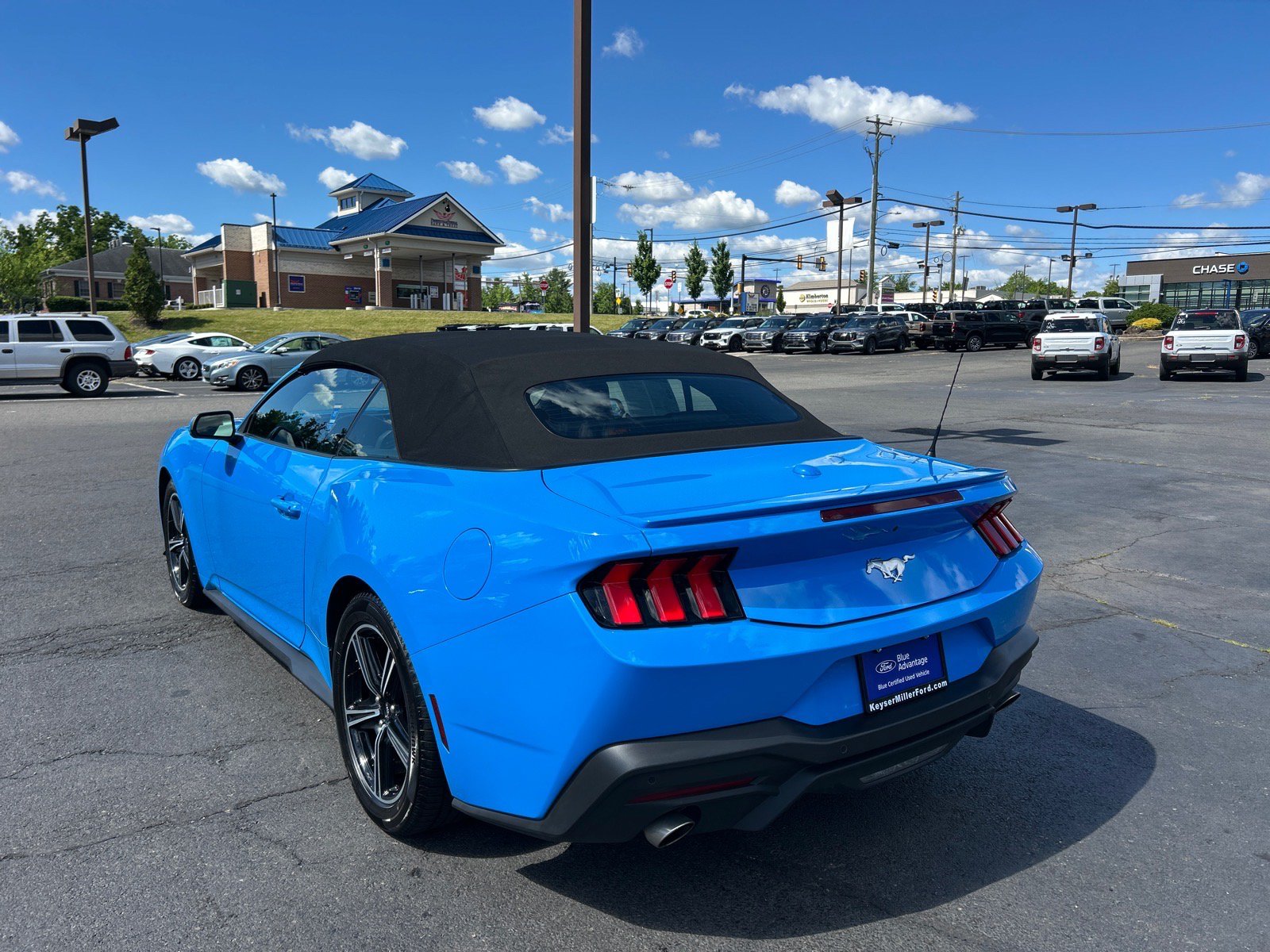 Certified 2025 Ford Mustang Premium RWD image 8