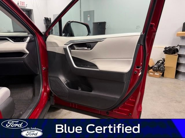 Used 2024 Toyota RAV4 XLE FWD image 26