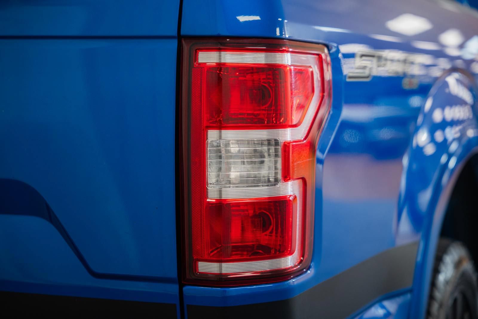 Certified 2019 Ford F150 XLT w/ Equipment Group 302A Luxury AWD/4WD image 6