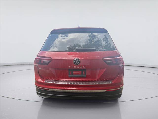 Used 2022 Volkswagen Tiguan SE FWD image 4