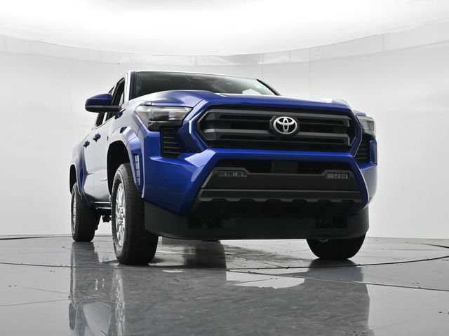 Used 2025 Toyota Tacoma SR5 RWD image 34