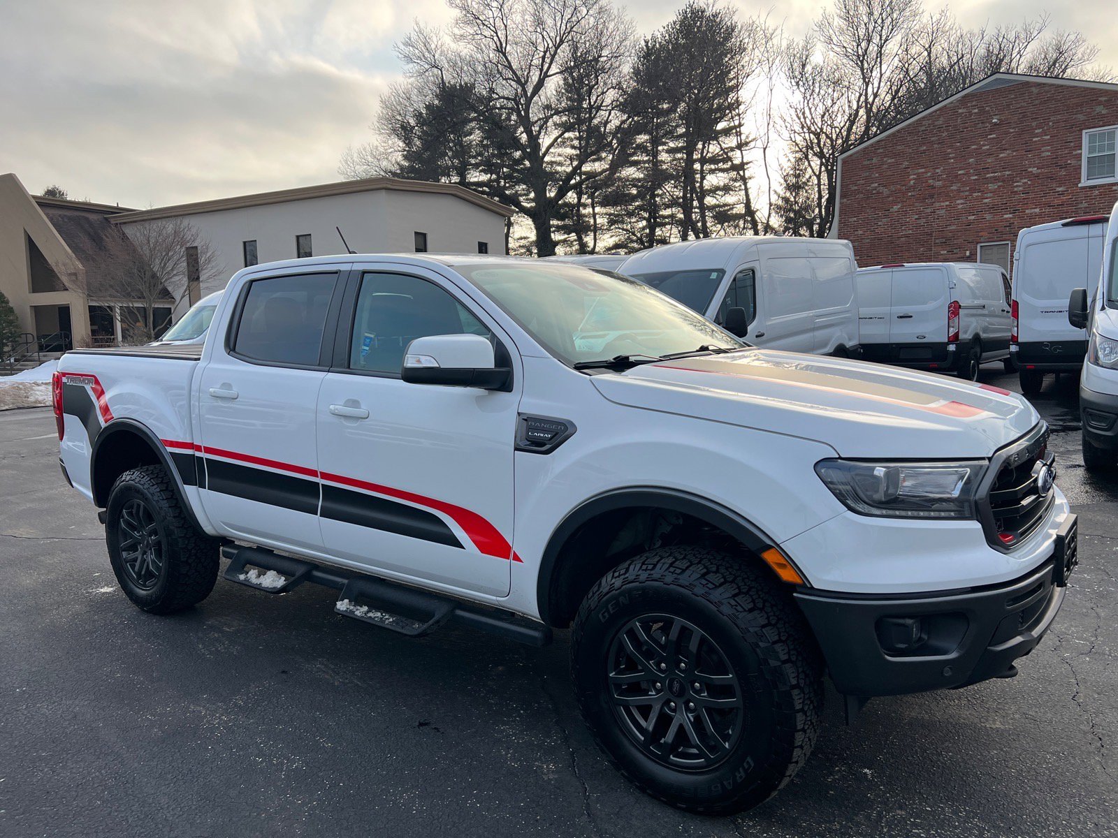 Certified 2023 Ford Ranger Lariat w/ Tremor Off-Road Package AWD/4WD image 3