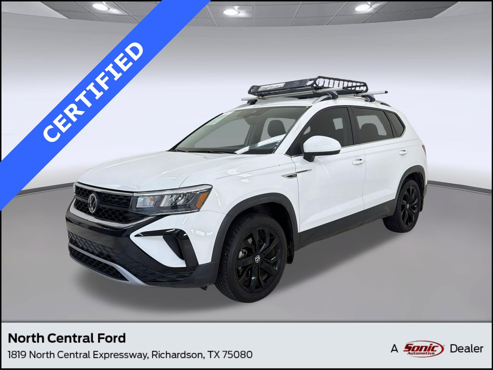 Used 2024 Volkswagen Taos SE w/ Black Wheel Package FWD image 1