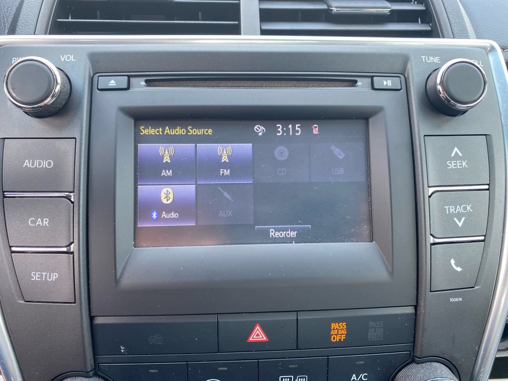 Used 2017 Toyota Camry SE FWD image 29