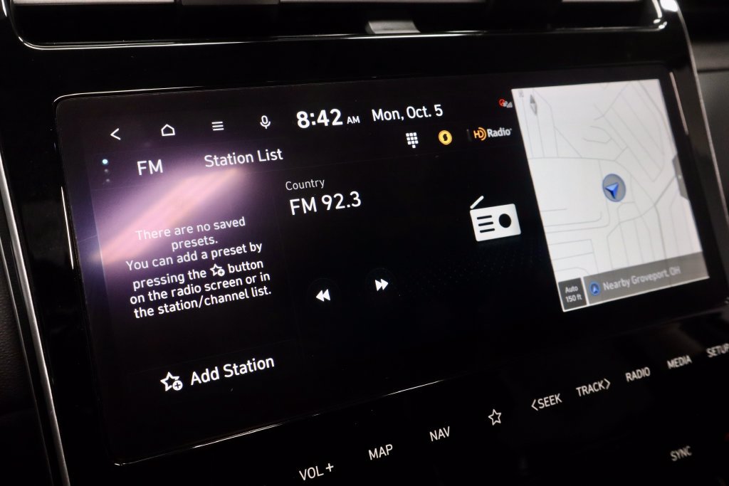 Used 2024 Hyundai Tucson Limited AWD/4WD image 4