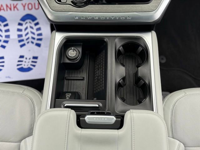 Certified 2025 Ford Expedition Max Platinum image 33