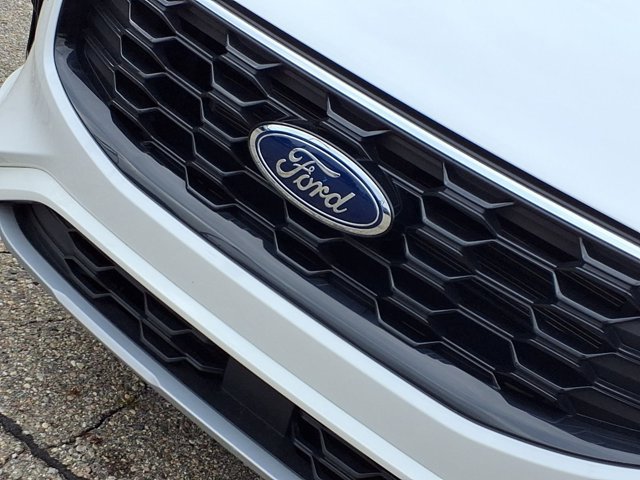Certified 2024 Ford Escape ST-Line w/ Tech Pack #1 AWD/4WD image 26