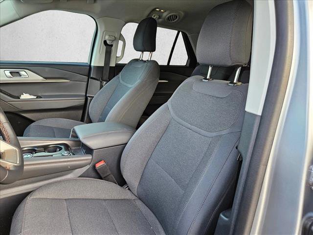 Certified 2025 Ford Explorer Active image 17