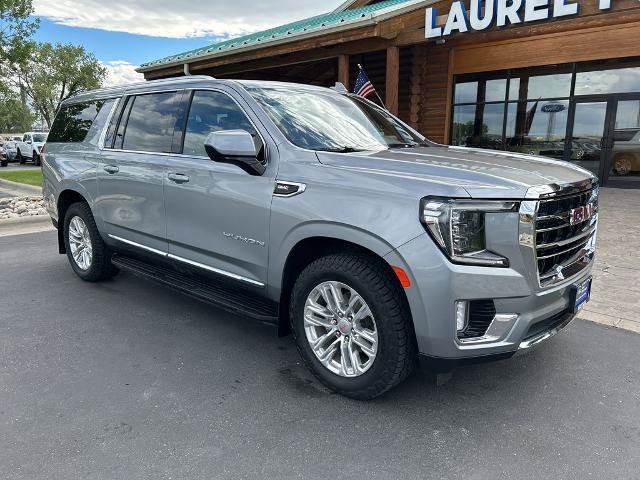 Used 2023 GMC Yukon XL SLT AWD/4WD image 2
