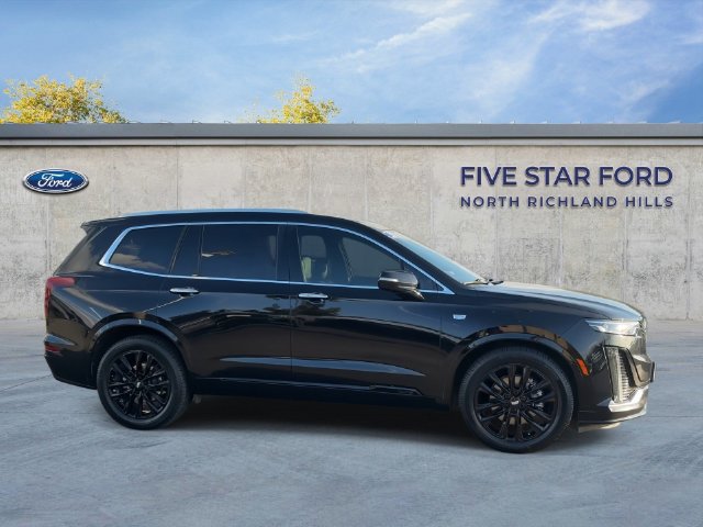 Used 2021 Cadillac XT6 Premium Luxury w/ LPO, ONYX Package FWD image 10