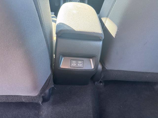 Used 2025 Toyota Corolla LE FWD image 30