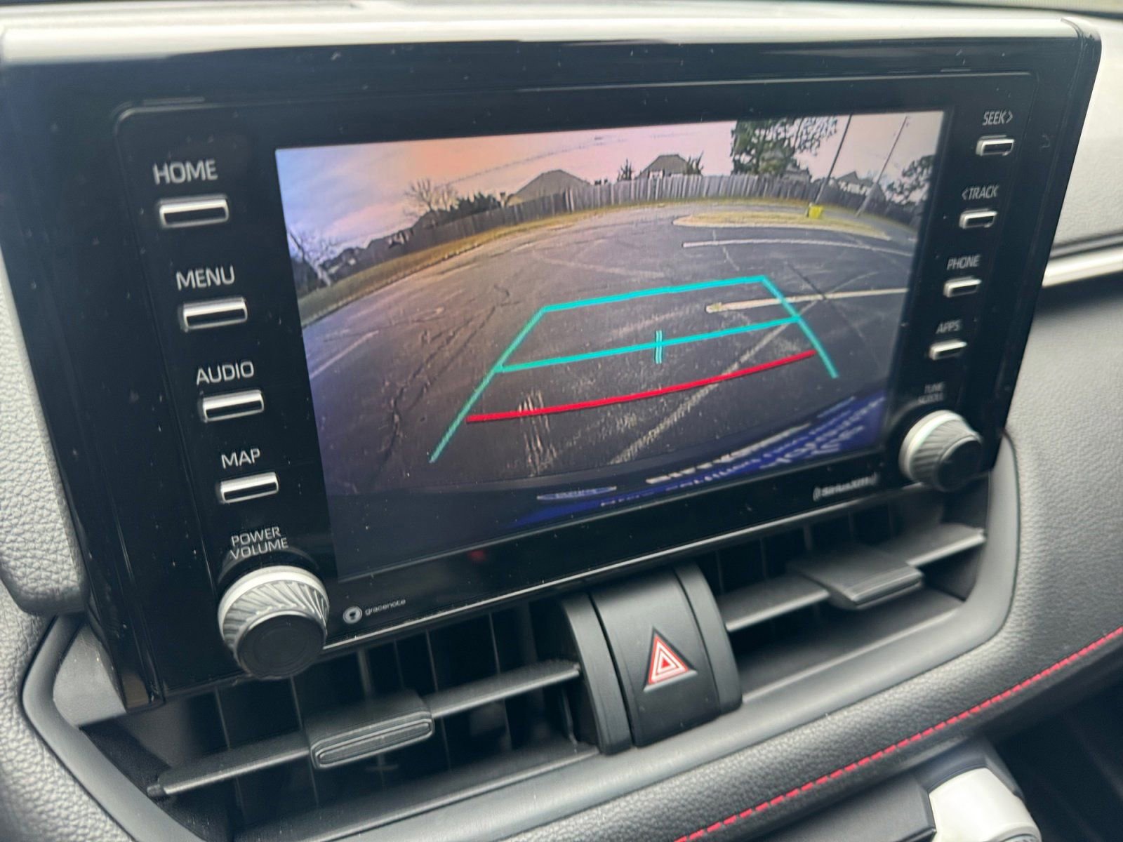 Used 2022 Toyota RAV4 SE image 28